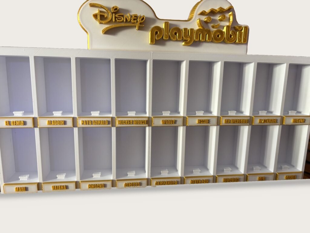 Expositor para 18 figuras Playmobil de la colección Disney